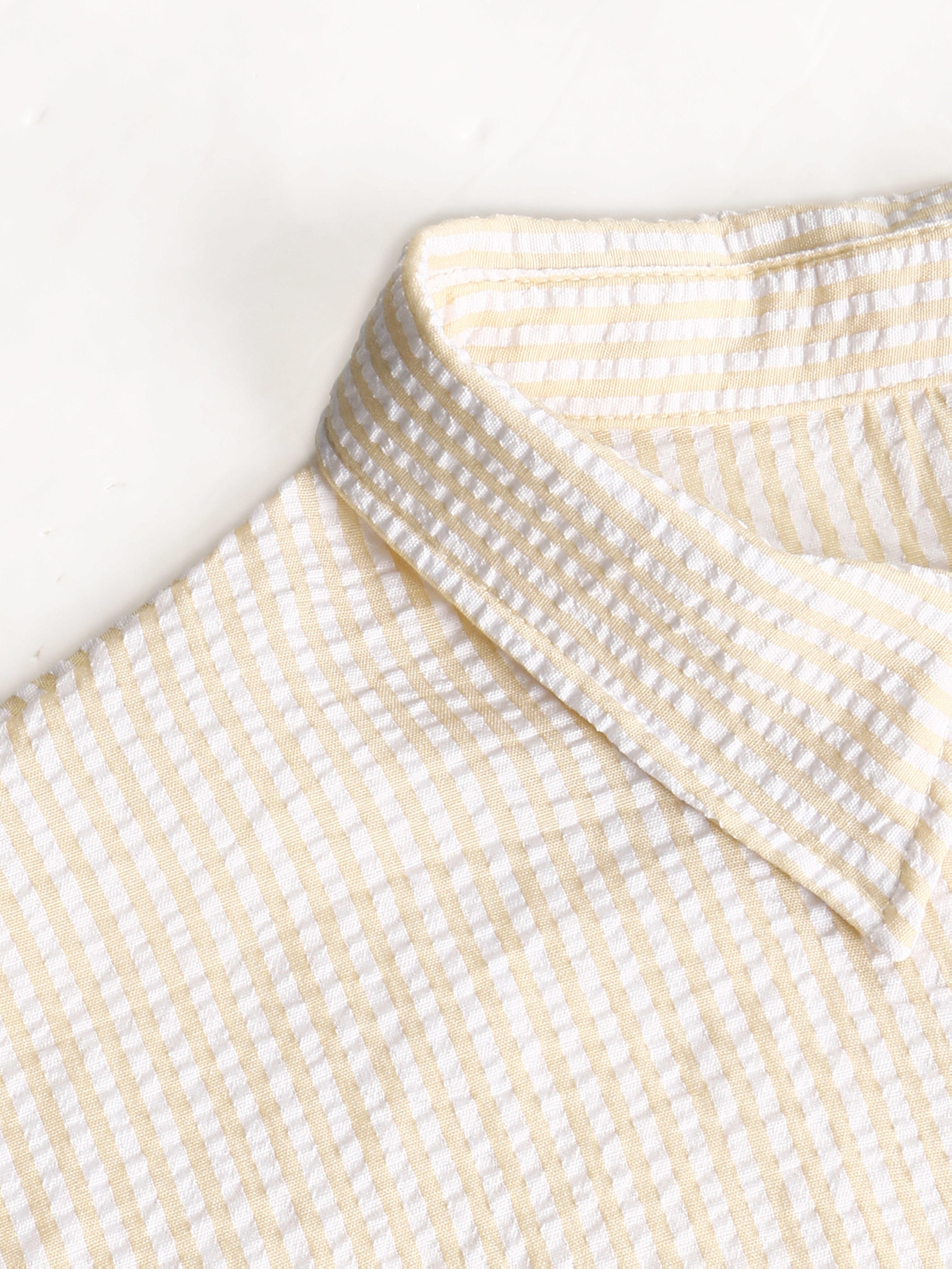Spring/Summer Comfortable, Refreshing, and Breathable Textured Bubble Gauze Striped Long-Sleeve Lapel Shirt for Men and Women, Casual Light Business Style, Champagne Yellow Color Close to Earth Yellow or Beige